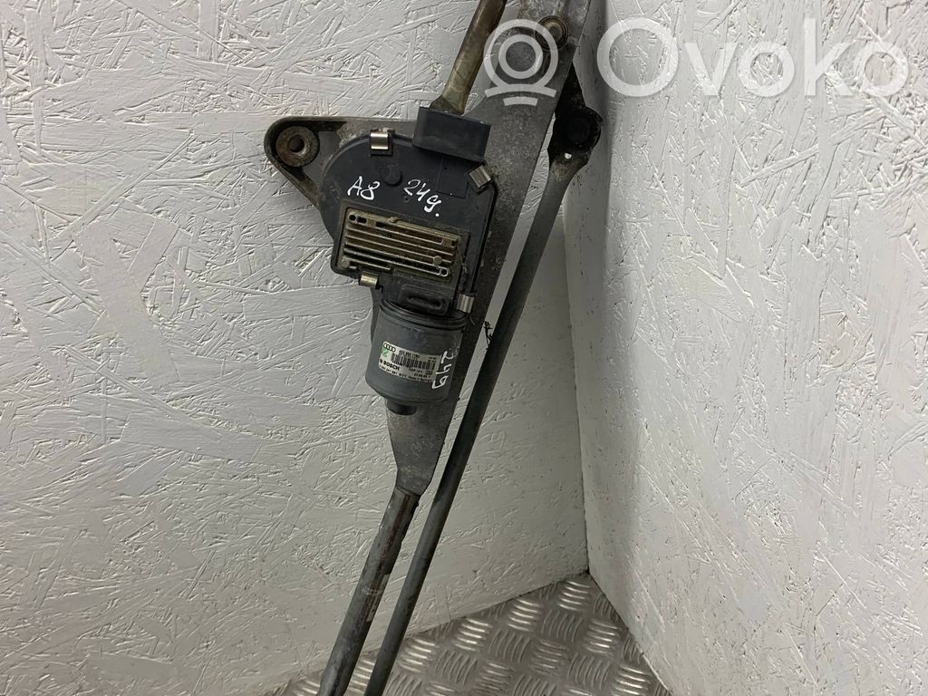 Audi A8 S8 D3 4E Etupyyhkimen vivusto ja moottori 