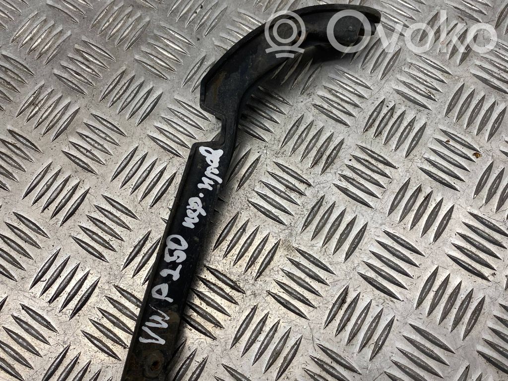 Volkswagen PASSAT B6 Front bumper mounting bracket 