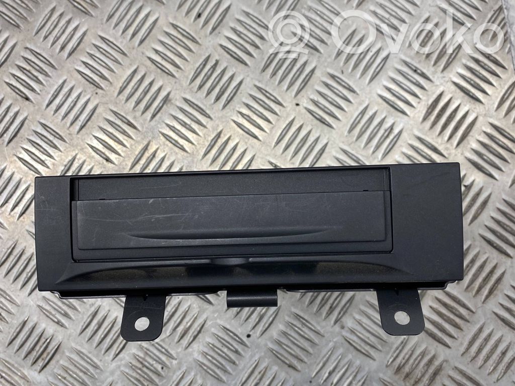 Volvo V50 CD/DVD changer 