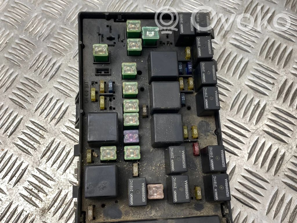Chrysler Voyager Fuse box set 