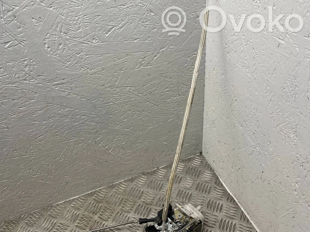 Audi A4 S4 B5 8D Front door lock 