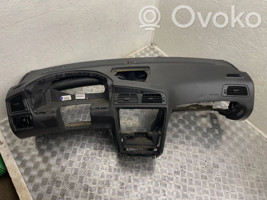 Volvo V70 Dashboard 