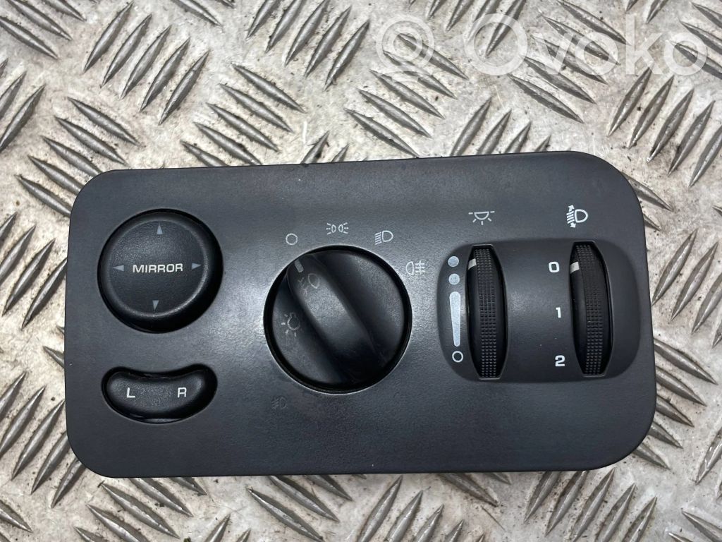 Chrysler Grand Voyager IV Light switch 