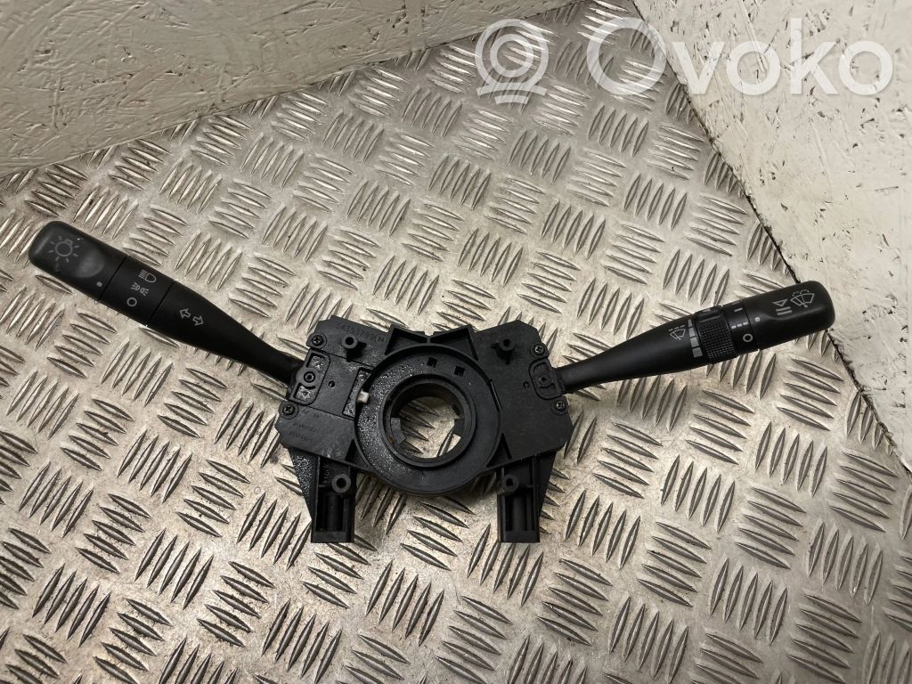 Land Rover Freelander Wiper turn signal indicator stalk/switch 
