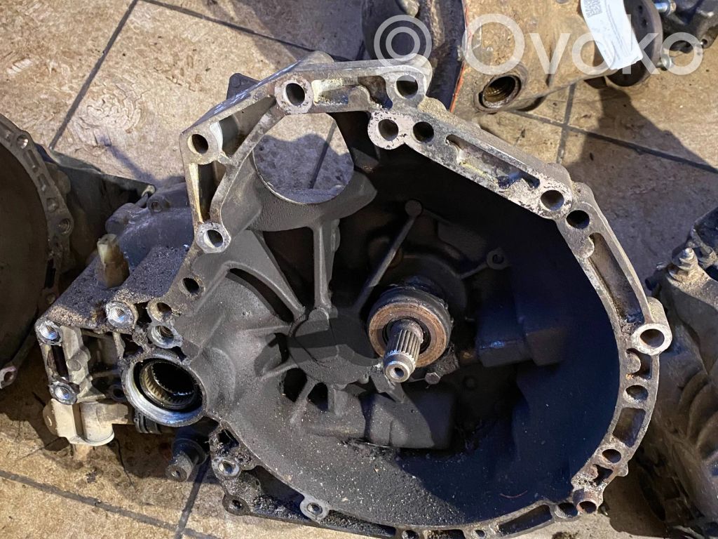 Land Rover Freelander Cutie viteze manuală cu 5 trepte 
