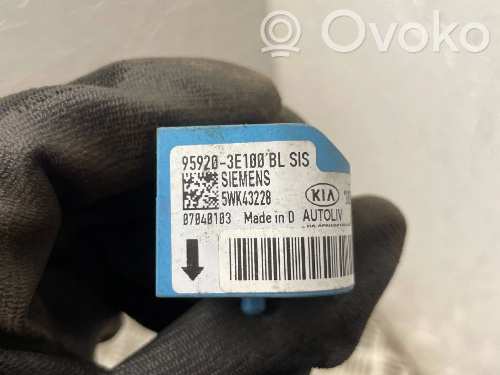 KIA Sorento Czujnik uderzenia Airbag 