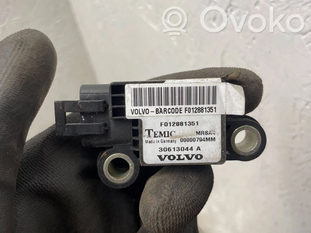 Volvo S40, V40 Sensor impacto/accidente para activar Airbag 