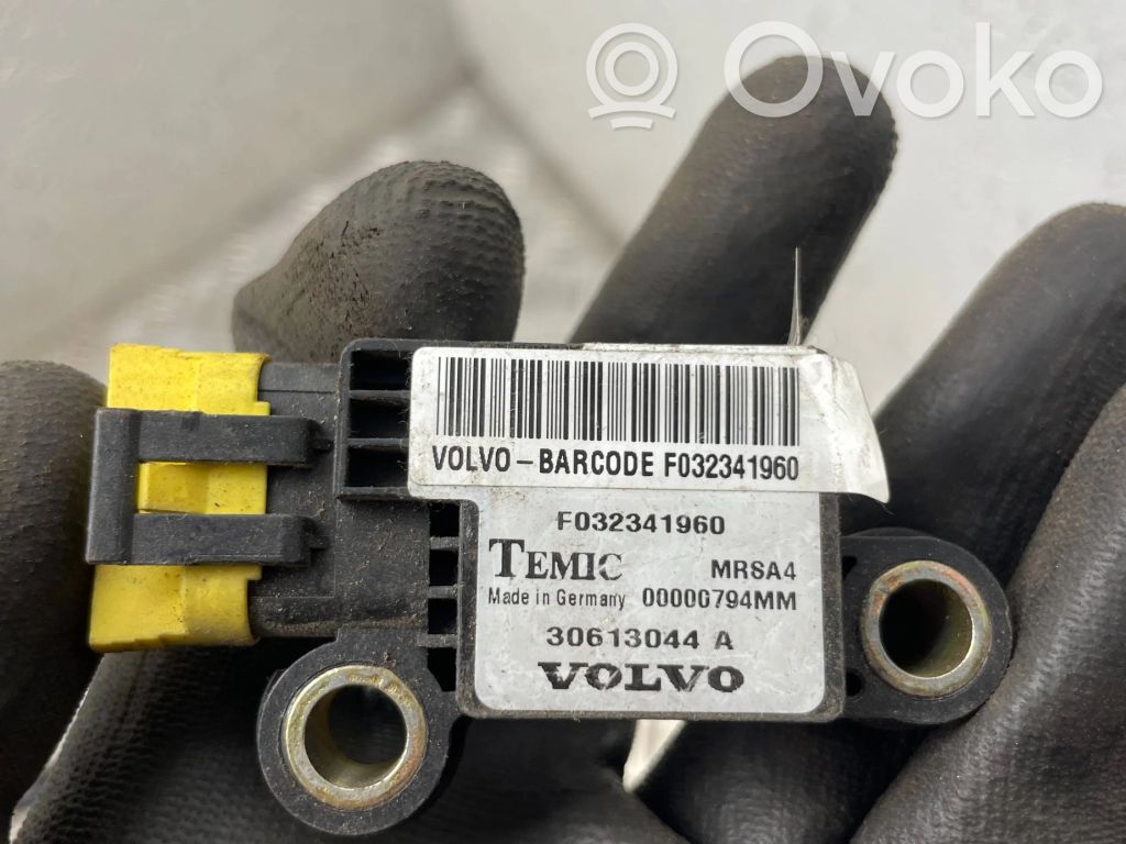 Volvo S40, V40 Sensor impacto/accidente para activar Airbag 