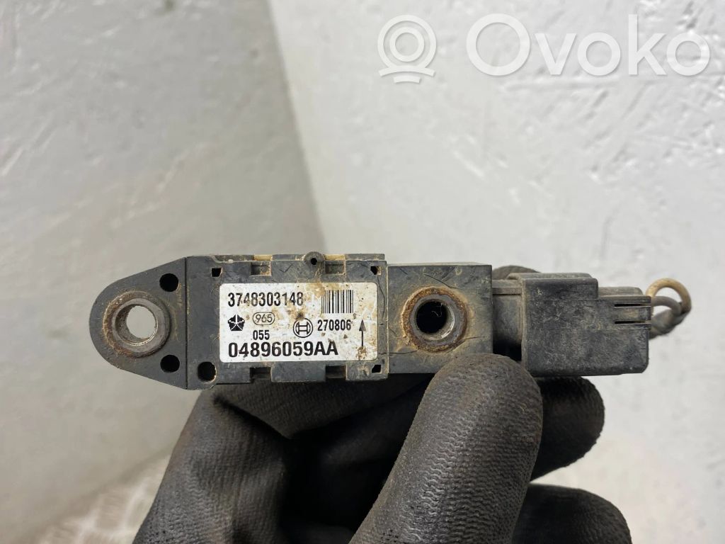 Chrysler Voyager Airbagsensor Crashsensor Drucksensor 