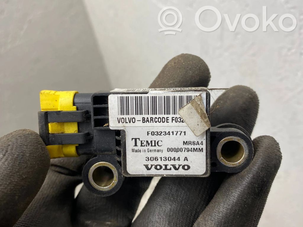 Volvo S40, V40 Sensor impacto/accidente para activar Airbag 