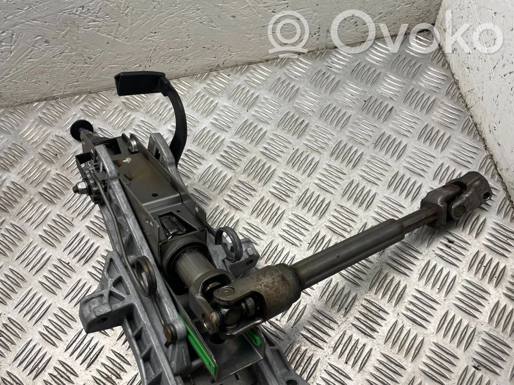 Volvo S80 Steering wheel axle 