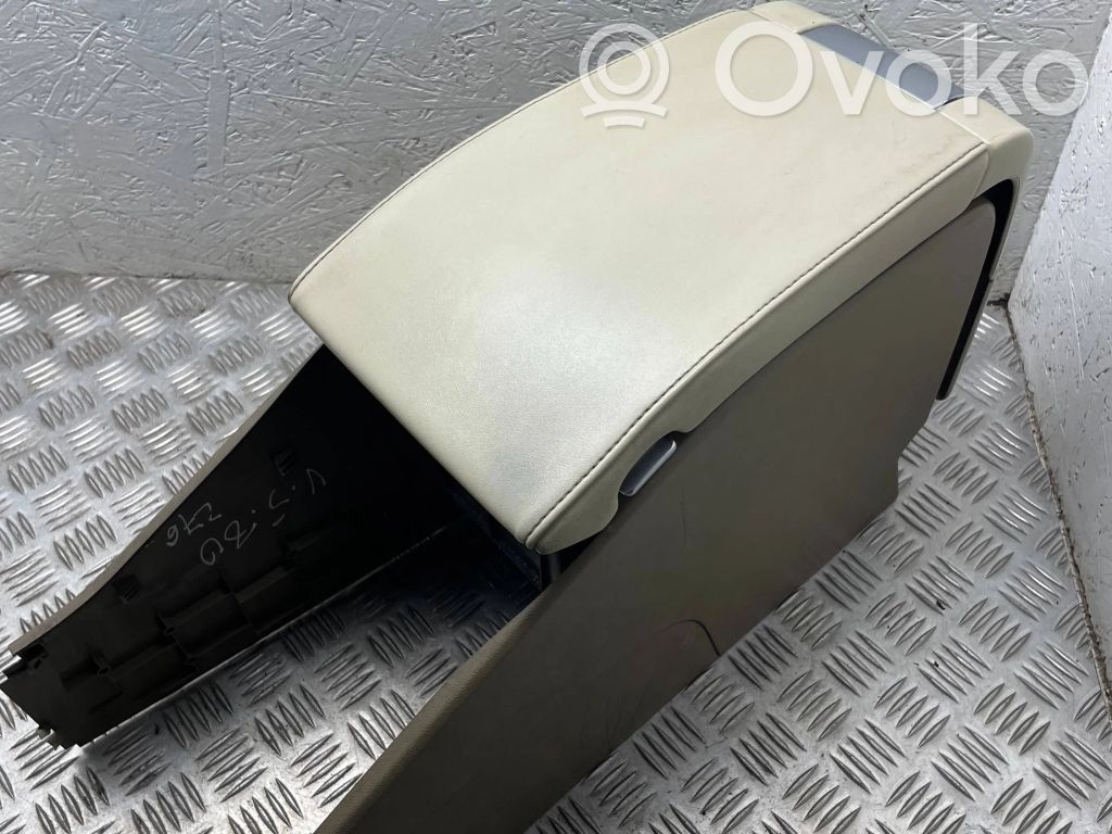 Volvo S80 Armrest 