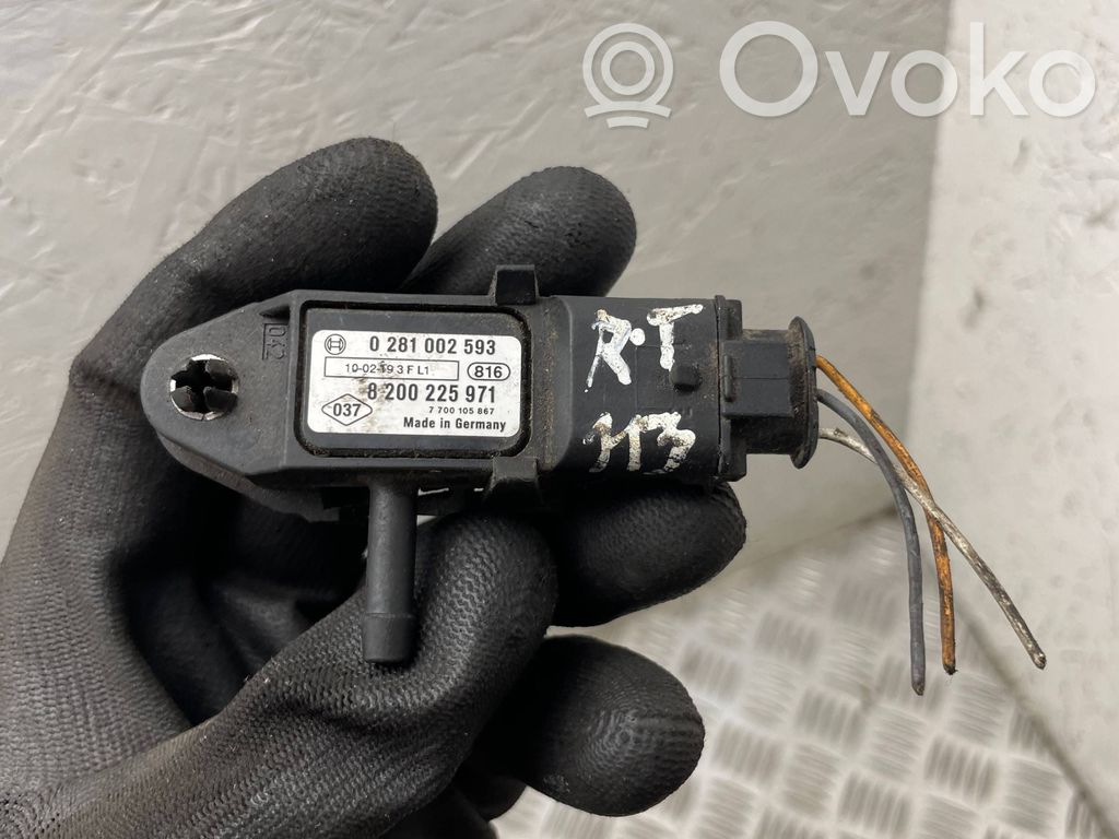 Renault Trafic II (X83) Air pressure sensor 
