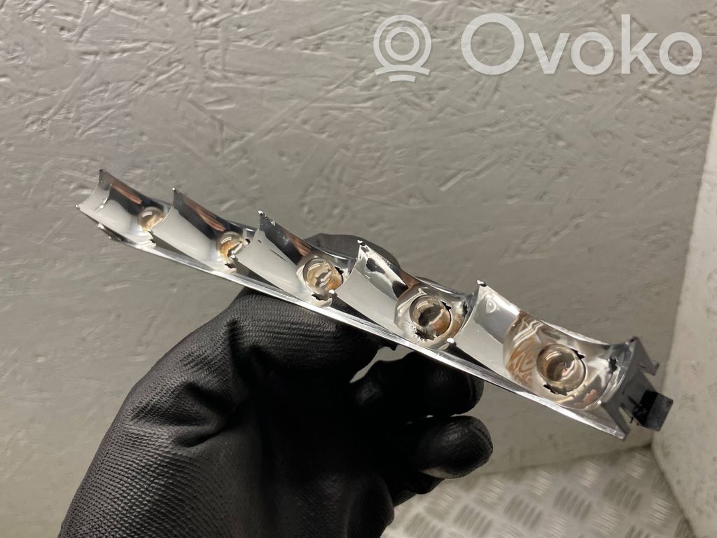 Saab 9-5 Third/center stoplight 