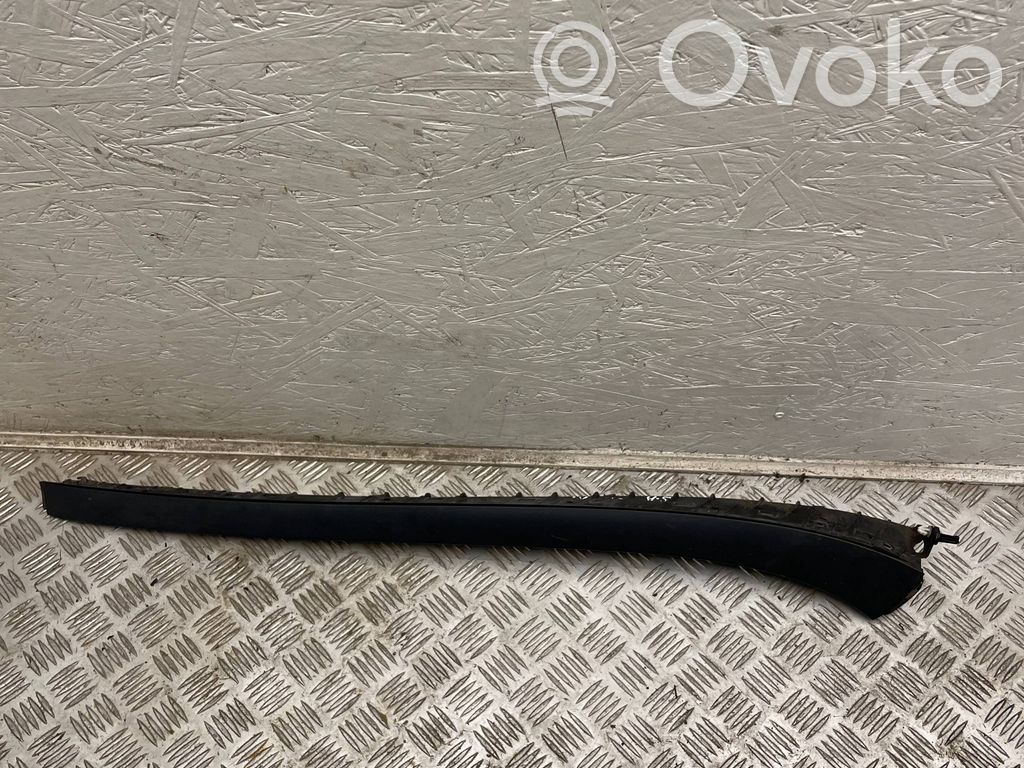 Seat Altea XL Windshield trim 