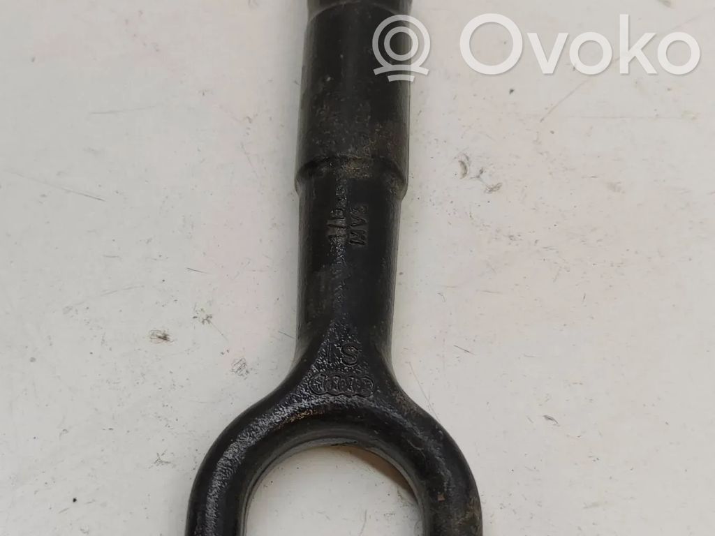Tie down hook / loop