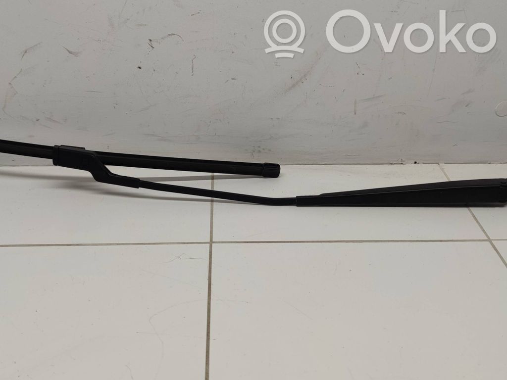 Ford Focus Wischerarm vorne 