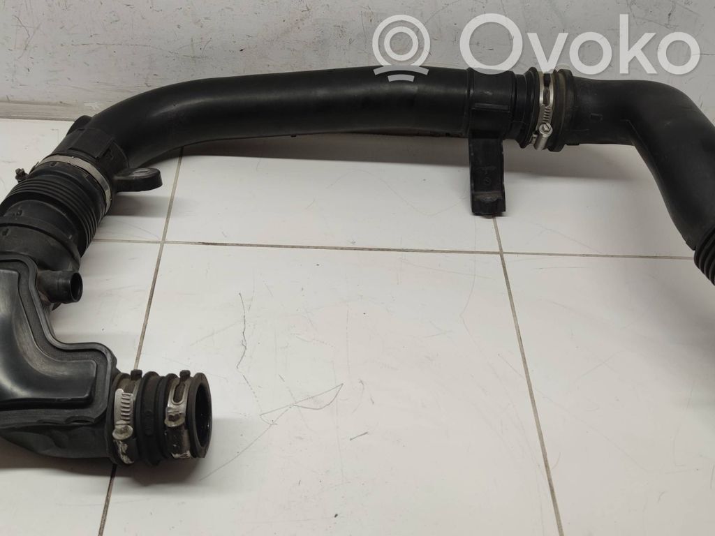 Ford Fiesta Schlauch / Leitung Ladeluftkühler 
