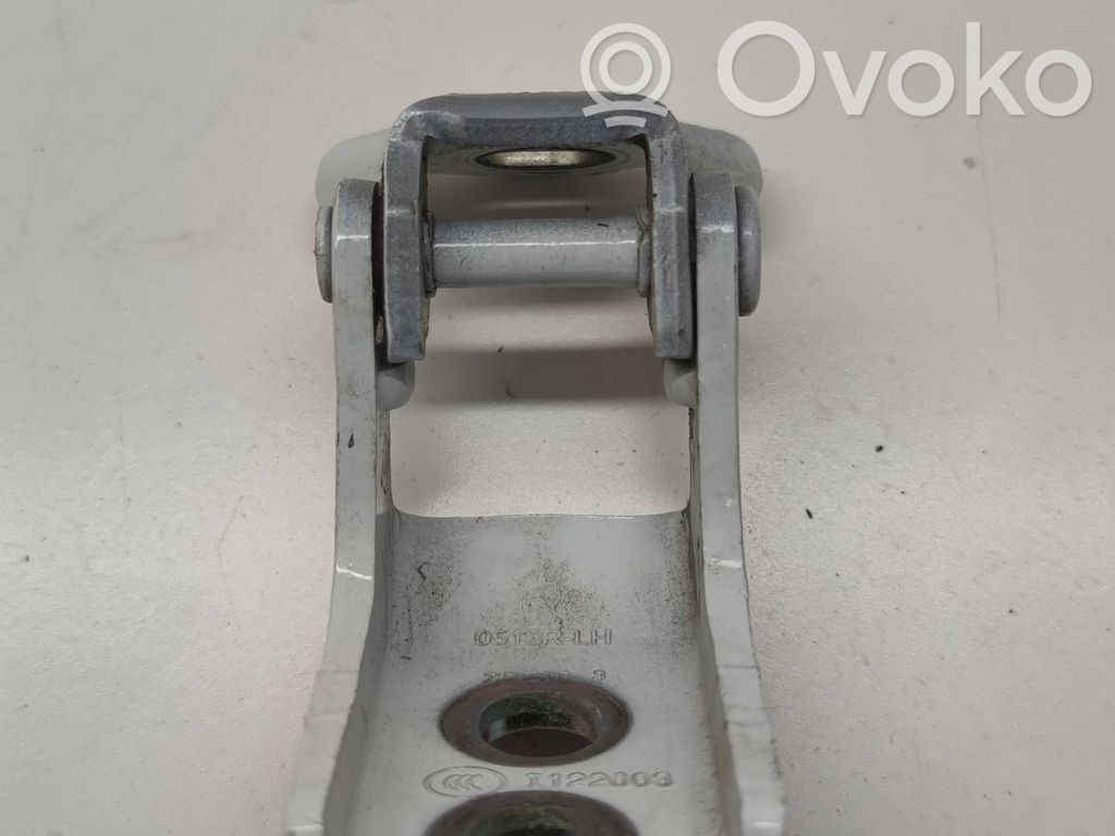 Renault Clio V Rear door lower hinge 