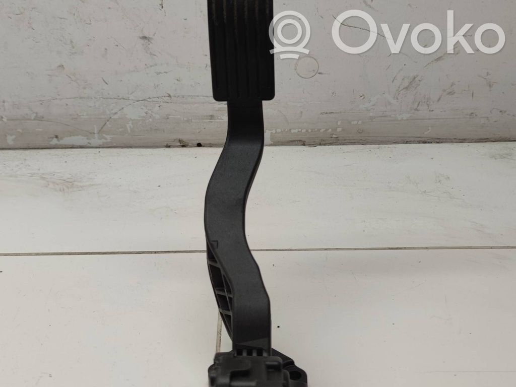 Peugeot 208 I Gaspedal 