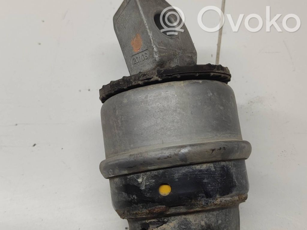 Engine mount bracket   EB3G6B032EA,20160728