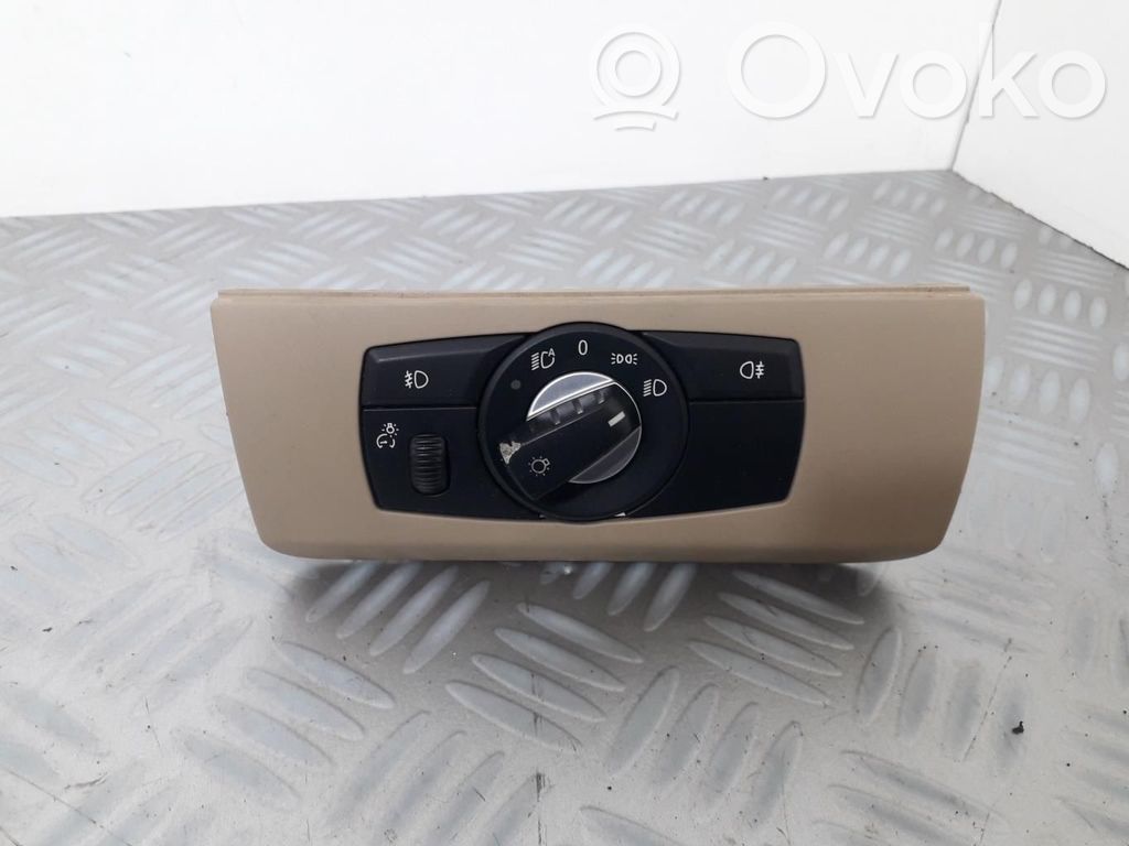 Lichtschalter   9134726