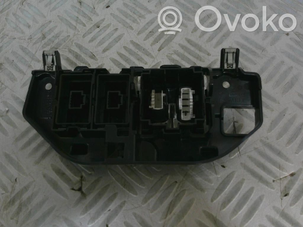 Renault Clio IV Otros interruptores/perillas/selectores 