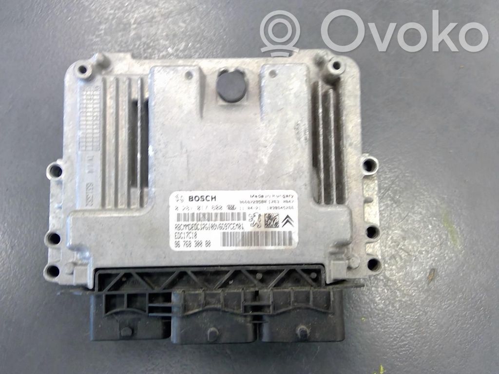 Unidad de control/módulo del motor   0281017600