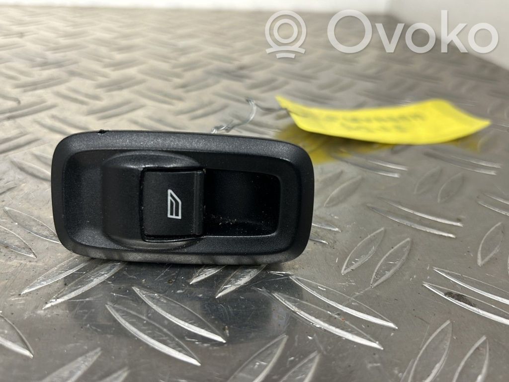 Ford Fiesta Electric window control switch 