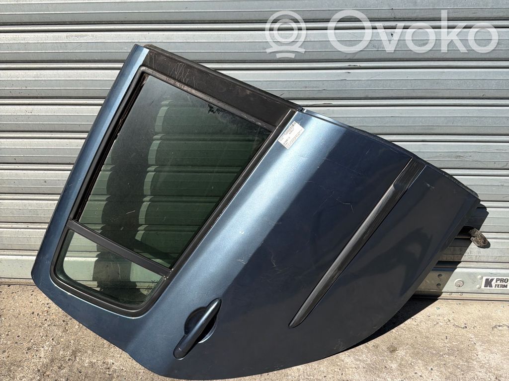 Renault Clio III Puerta trasera 