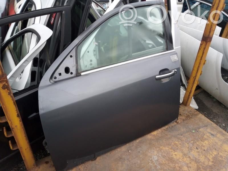 Ford Mondeo Mk III Puerta delantera 