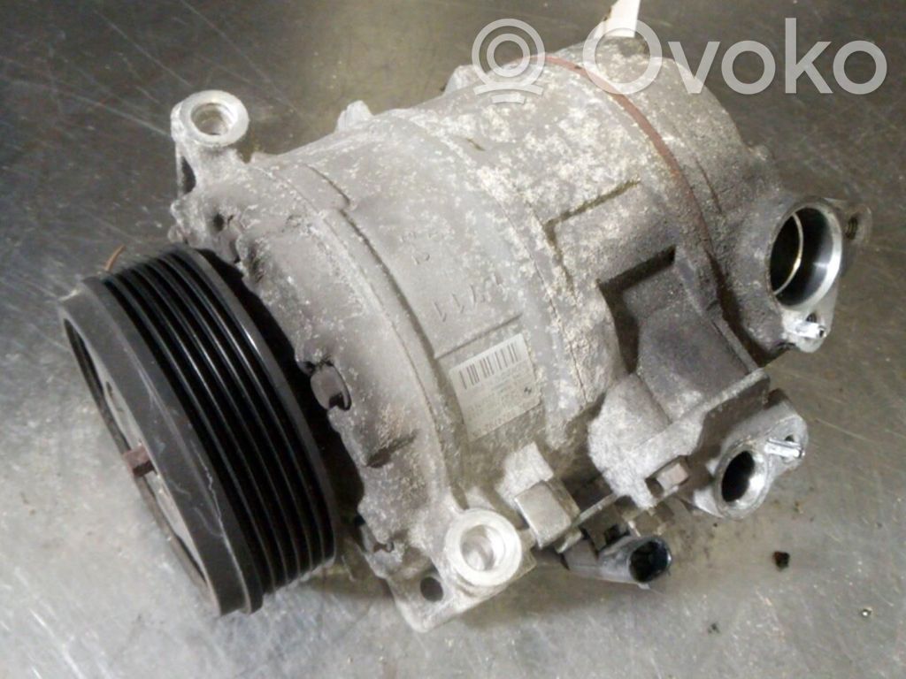 Ilmastointilaitteen kompressorin pumppu (A/C)   64526924792