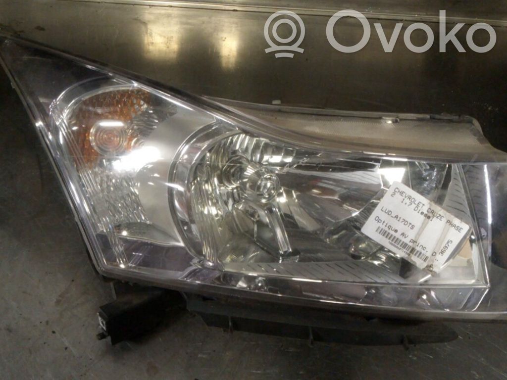 Chevrolet Cruze Faro/fanale 