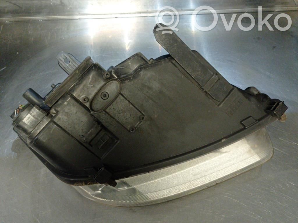 Headlight/headlamp   1707469