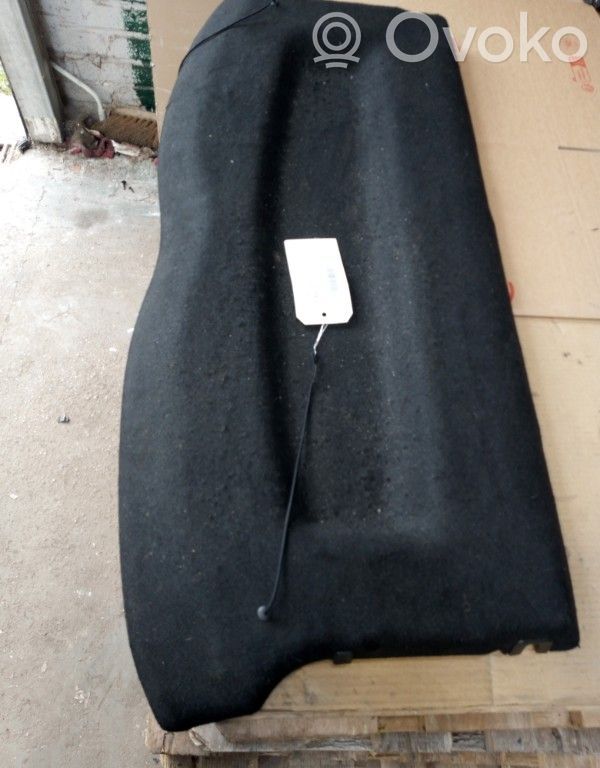Parcel shelf