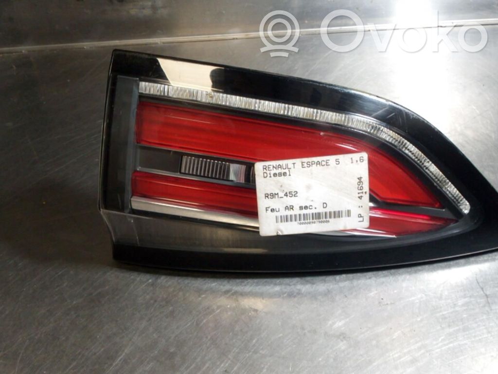 Renault Espace V (RFC) Lampă spate în capacul portbagajului 