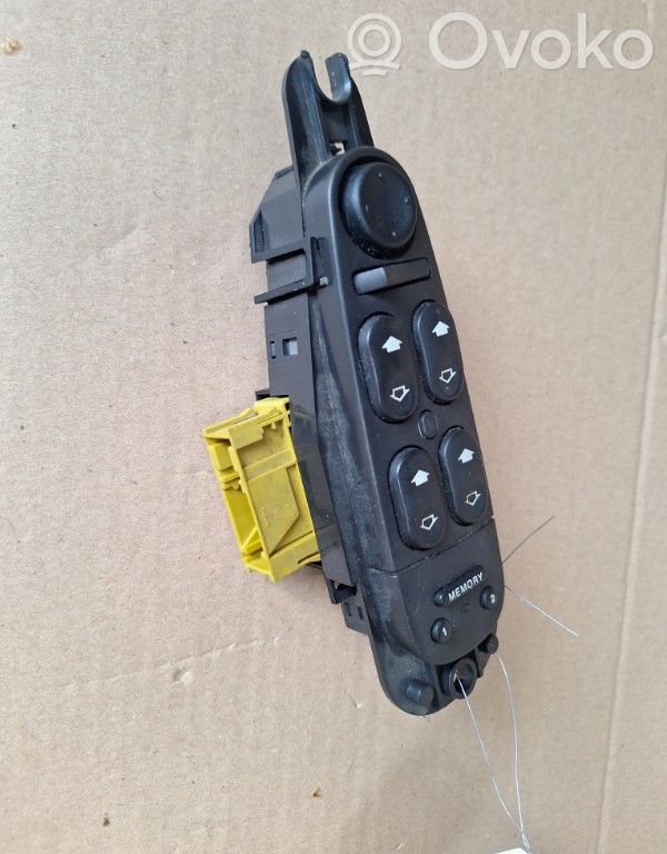 Electric window control switch   XR849761