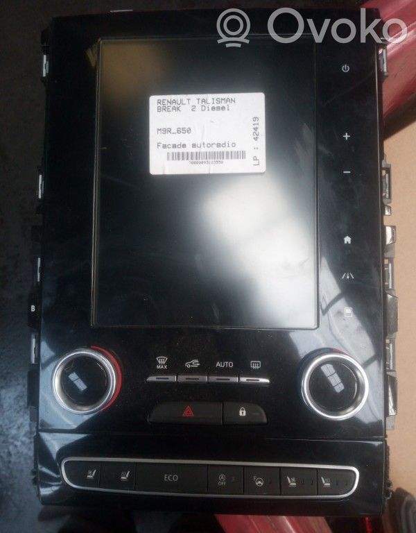 Renault Talisman Radio/GPS head unit trim 
