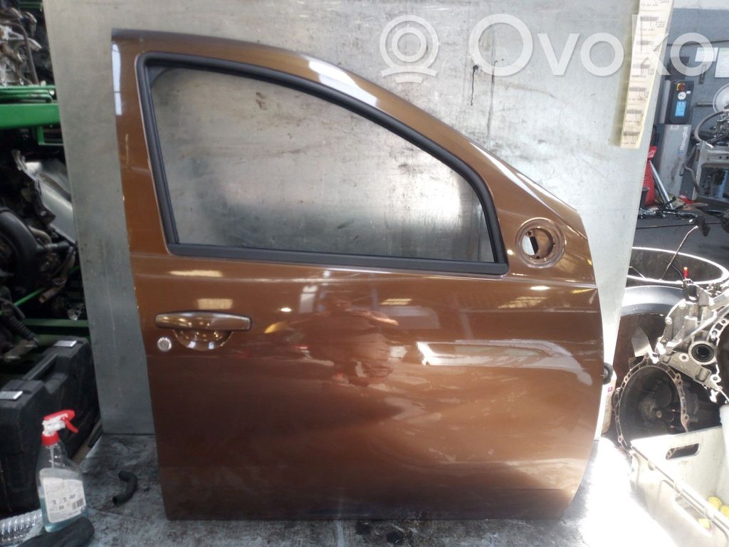 Priekinės durys   801007358R