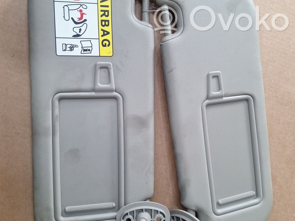 KIA Carens III Osłona przeciwsłoneczna 