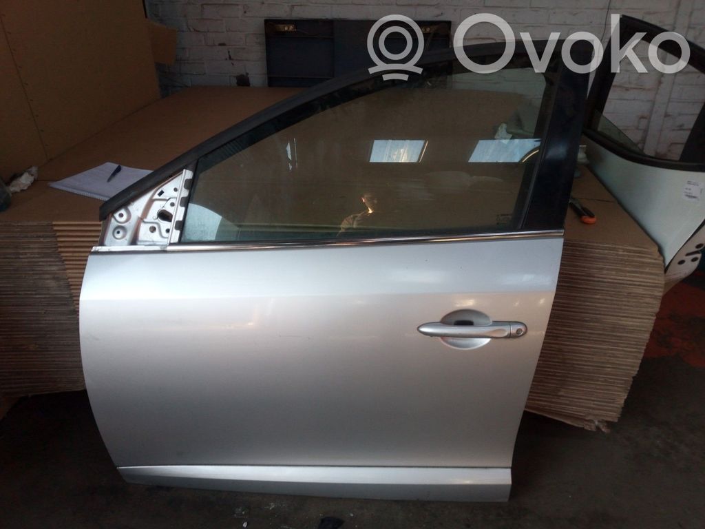 Renault Fluence Puerta delantera 