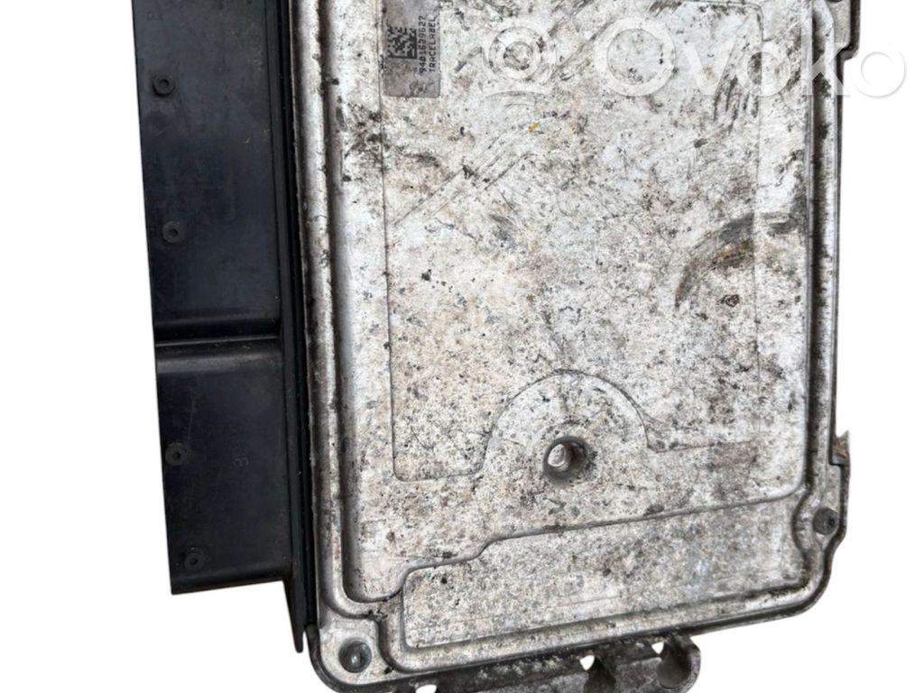 Engine control unit/module   045906013S