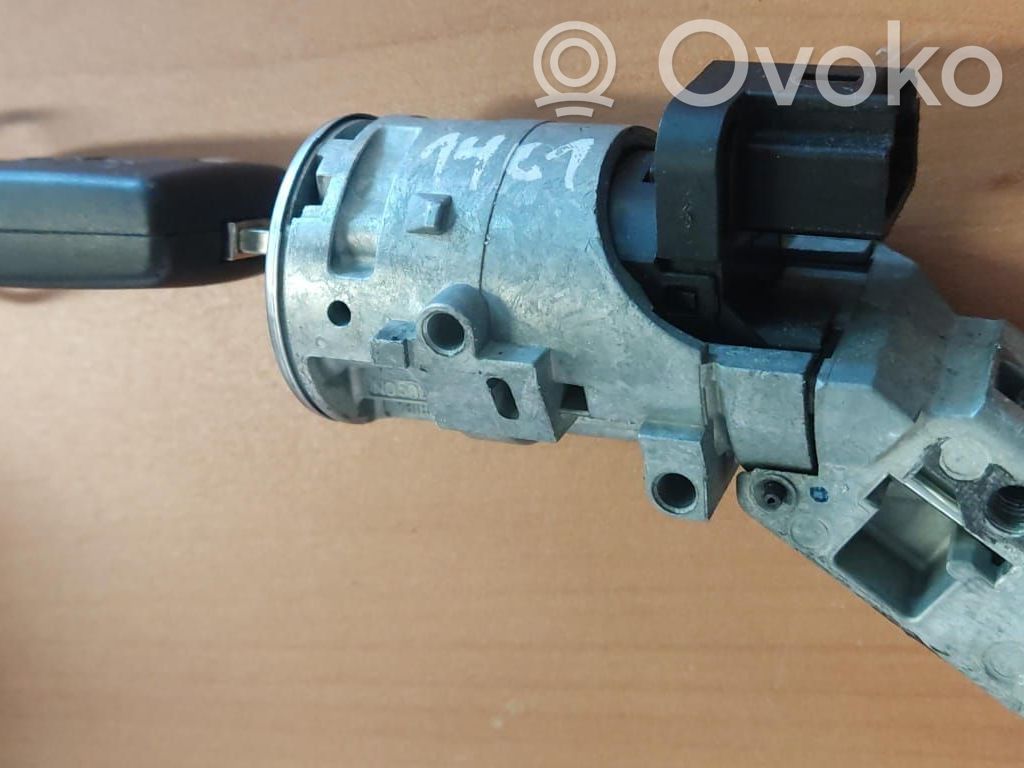 Citroen C4 I Moottorin start-stop-painike/kytkin 