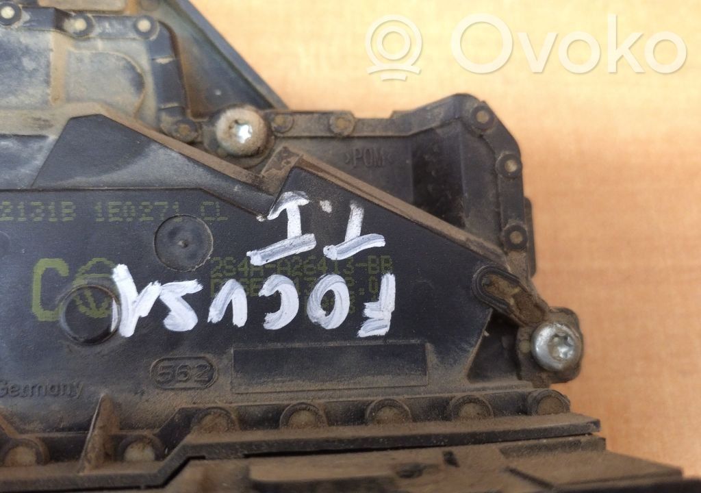 Ford Focus Zamek drzwi tylnych 