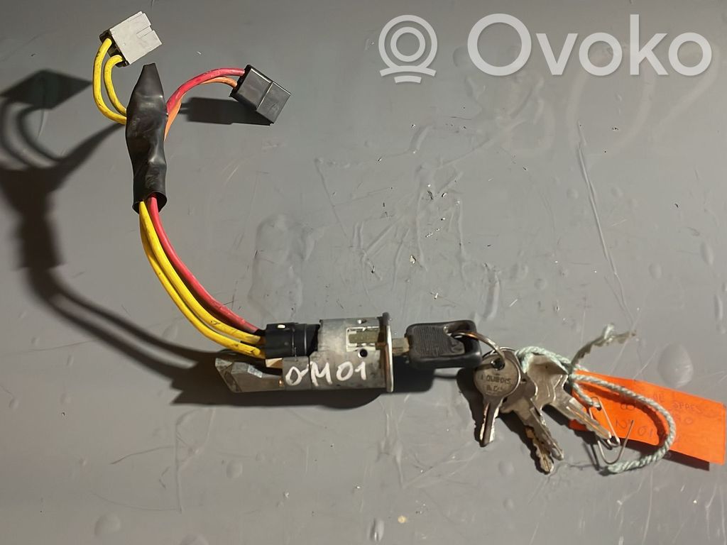 Renault Express Interruptor de encendido/apagado del motor 