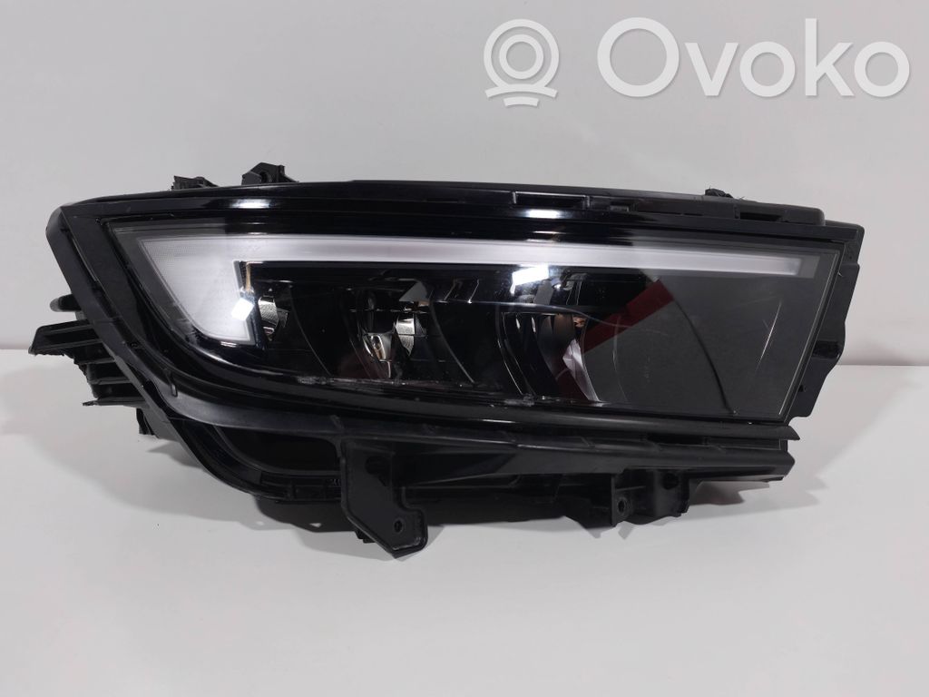 Opel Astra L Phare frontale 
