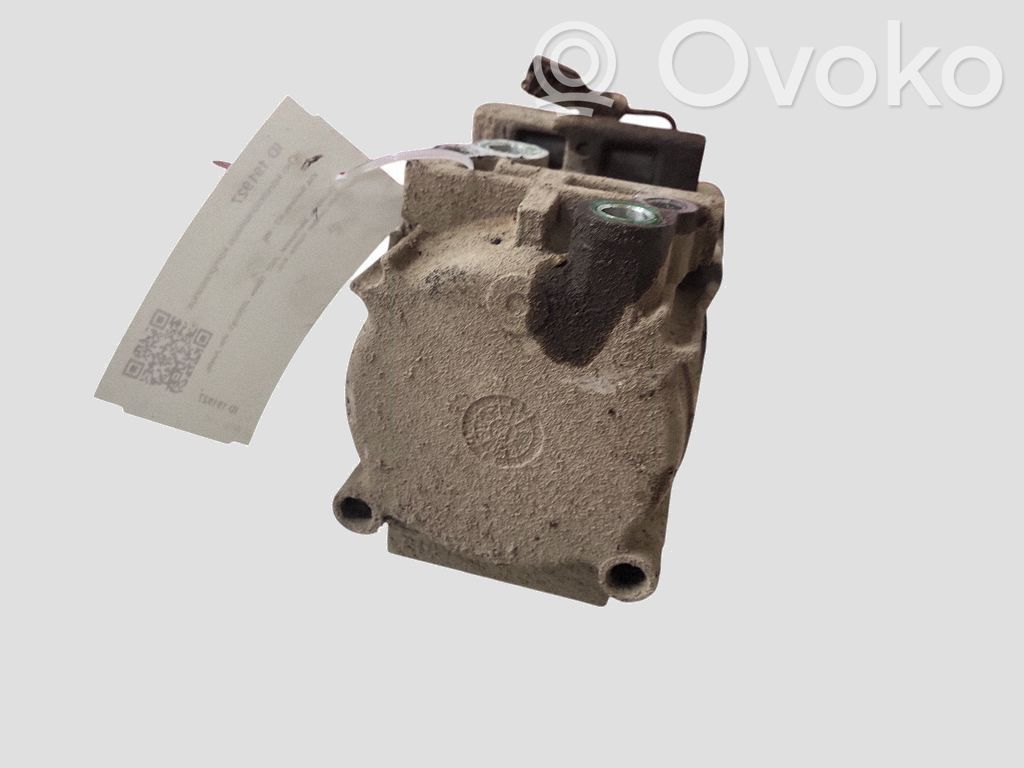 Compressore aria condizionata (A/C) (pompa)   977013E350