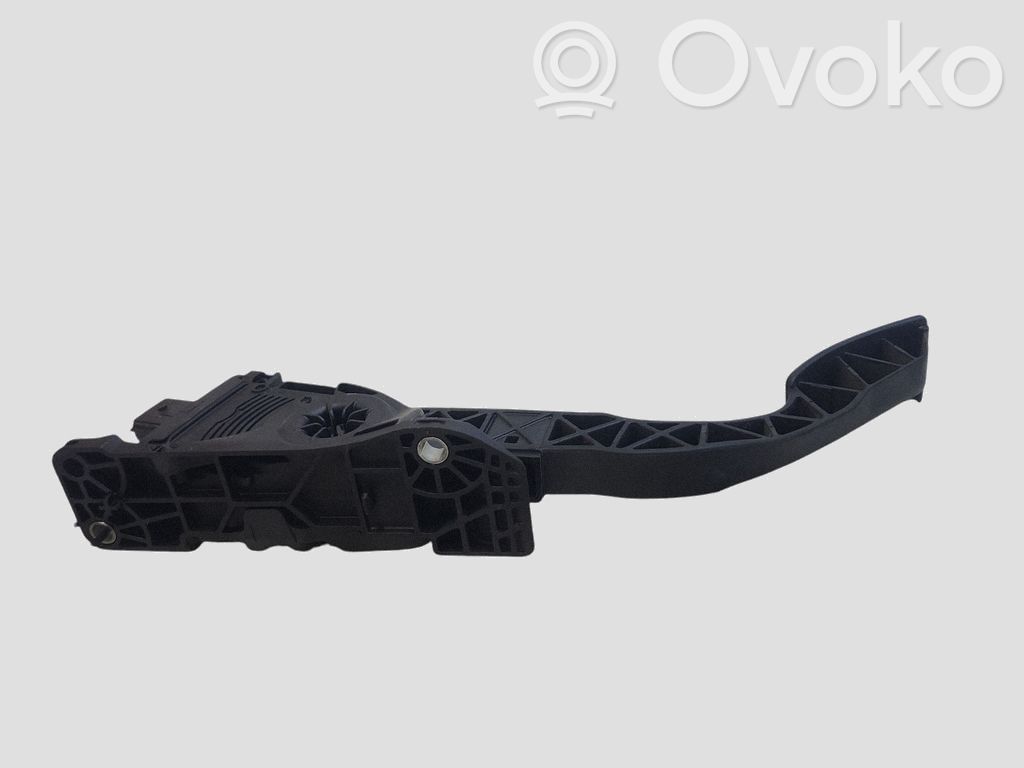 Volvo V40 Pedale dell’acceleratore