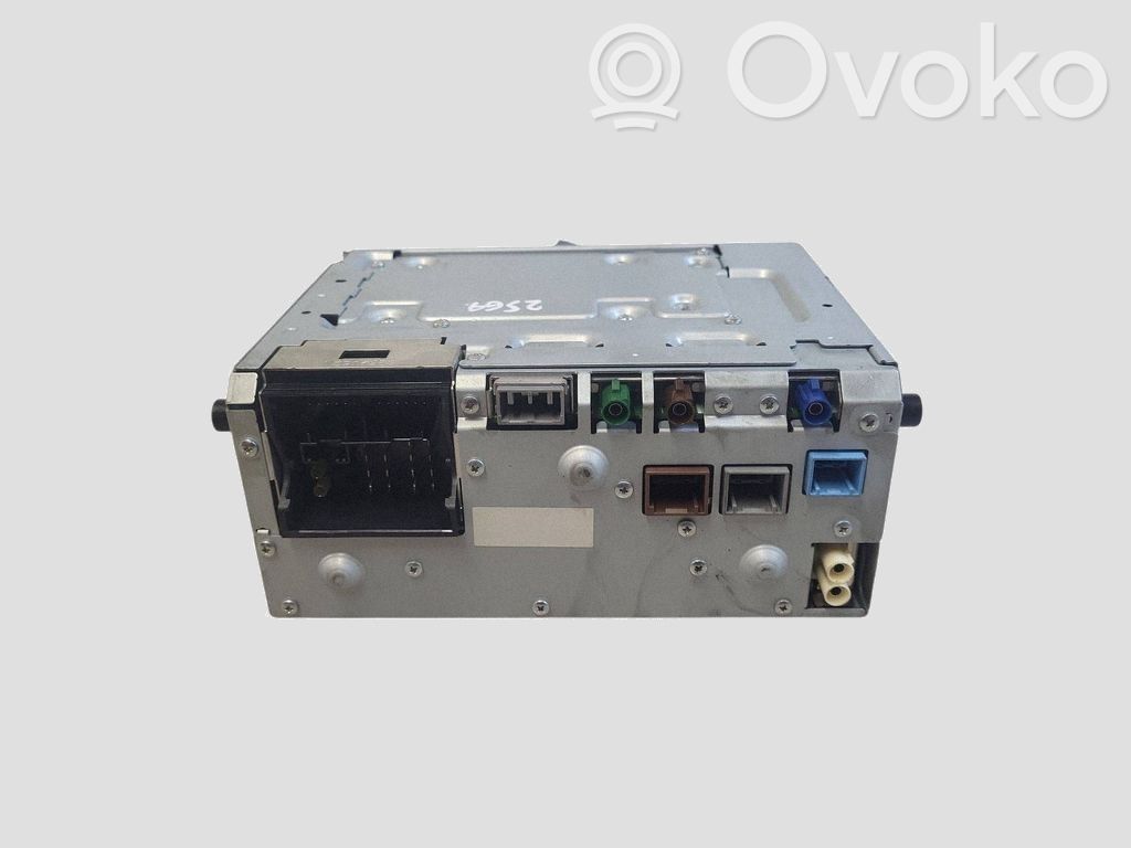 Volvo V40 Panel / Radioodtwarzacz CD/DVD/GPS 