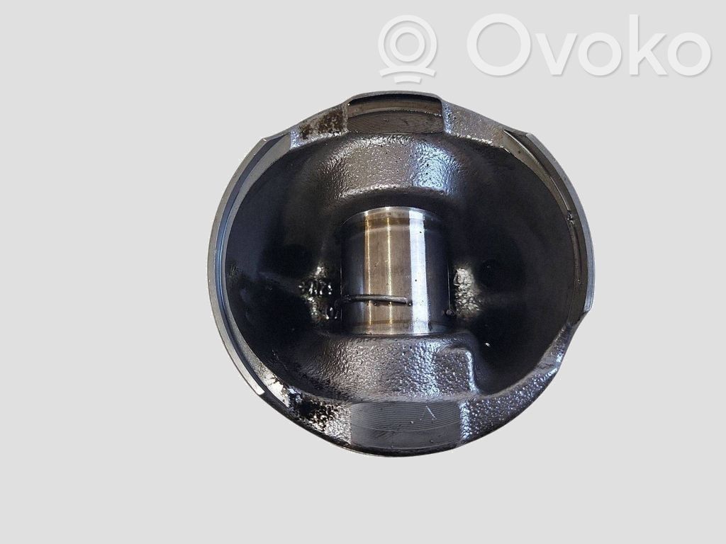 Citroen C4 Grand Picasso Piston 